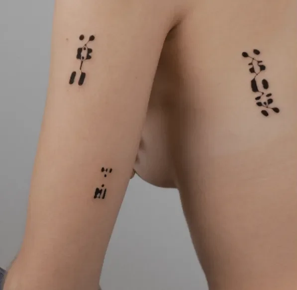 china.ink, guest artist at True Canvas Vienna – Fineline / One Line / Tiny Tattoos / Lettering, Abstract