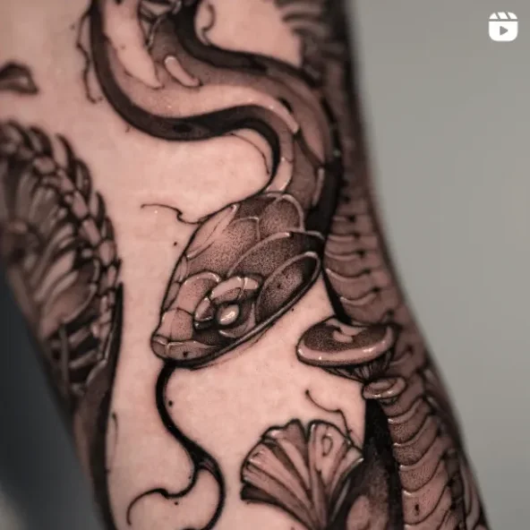 hmarno.tattoo, guest artist at True Canvas Vienna – Sketchy, Realism – Black & Grey