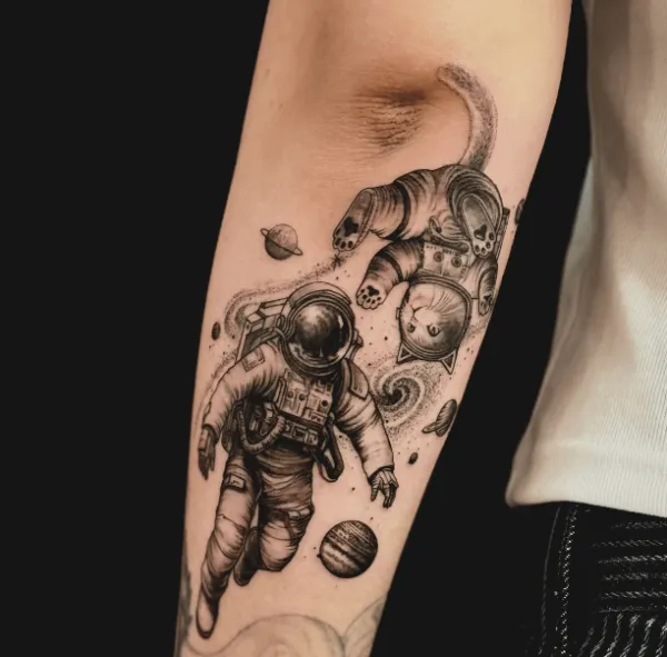 ik_tatz, guest artist at True Canvas Vienna – Realism – Black & Grey, Concept Art / Geometric