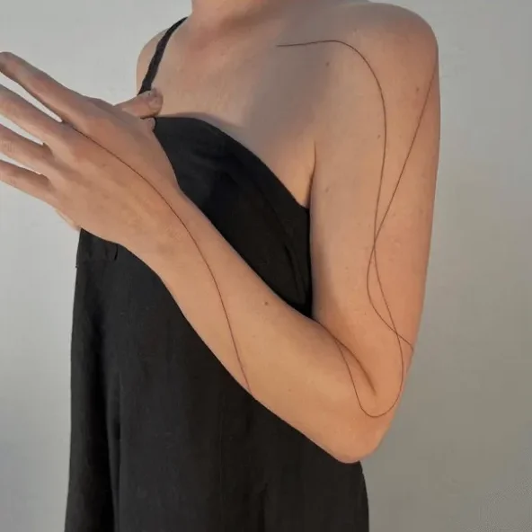 nesheva_ulyana, guest artist at True Canvas Vienna – Fineline / One Line / Tiny Tattoos / Lettering