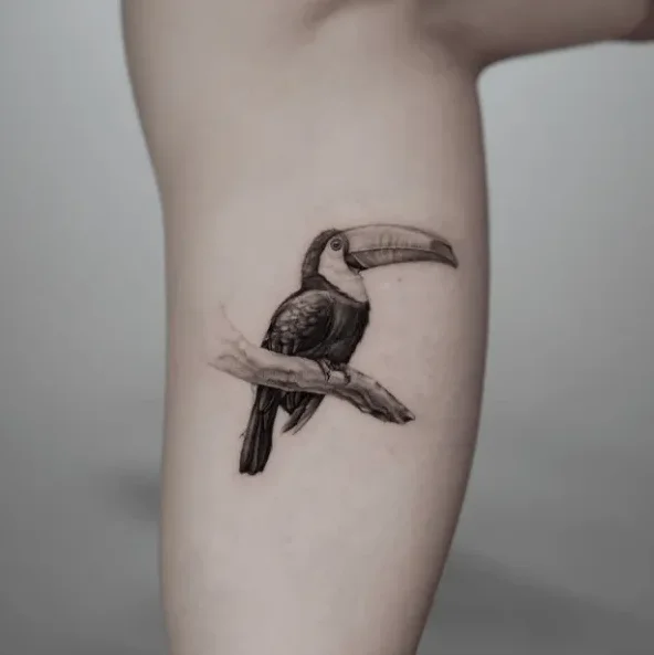 seryogovtatt, guest artist at True Canvas Vienna – Realism – Black & Grey, Fineline / One Line / Tiny Tattoos / Lettering