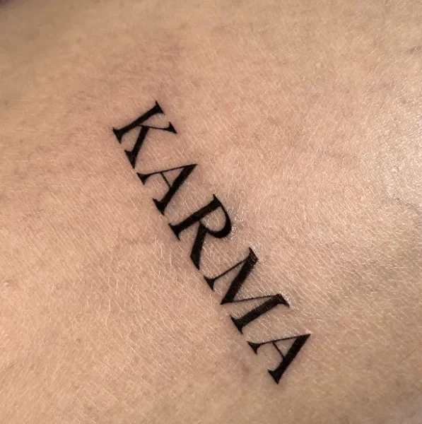 valeriia.ink, guest artist at True Canvas Vienna – Fineline / One Line / Tiny Tattoos / Lettering